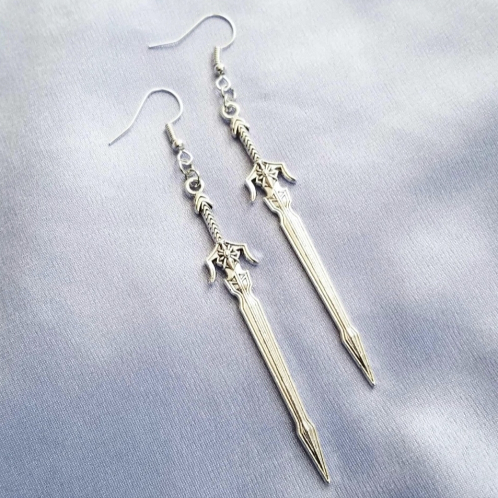 NEW Dolls Kill Silver Medieval Gothic Renaissance Vintage Style Swords Earrings